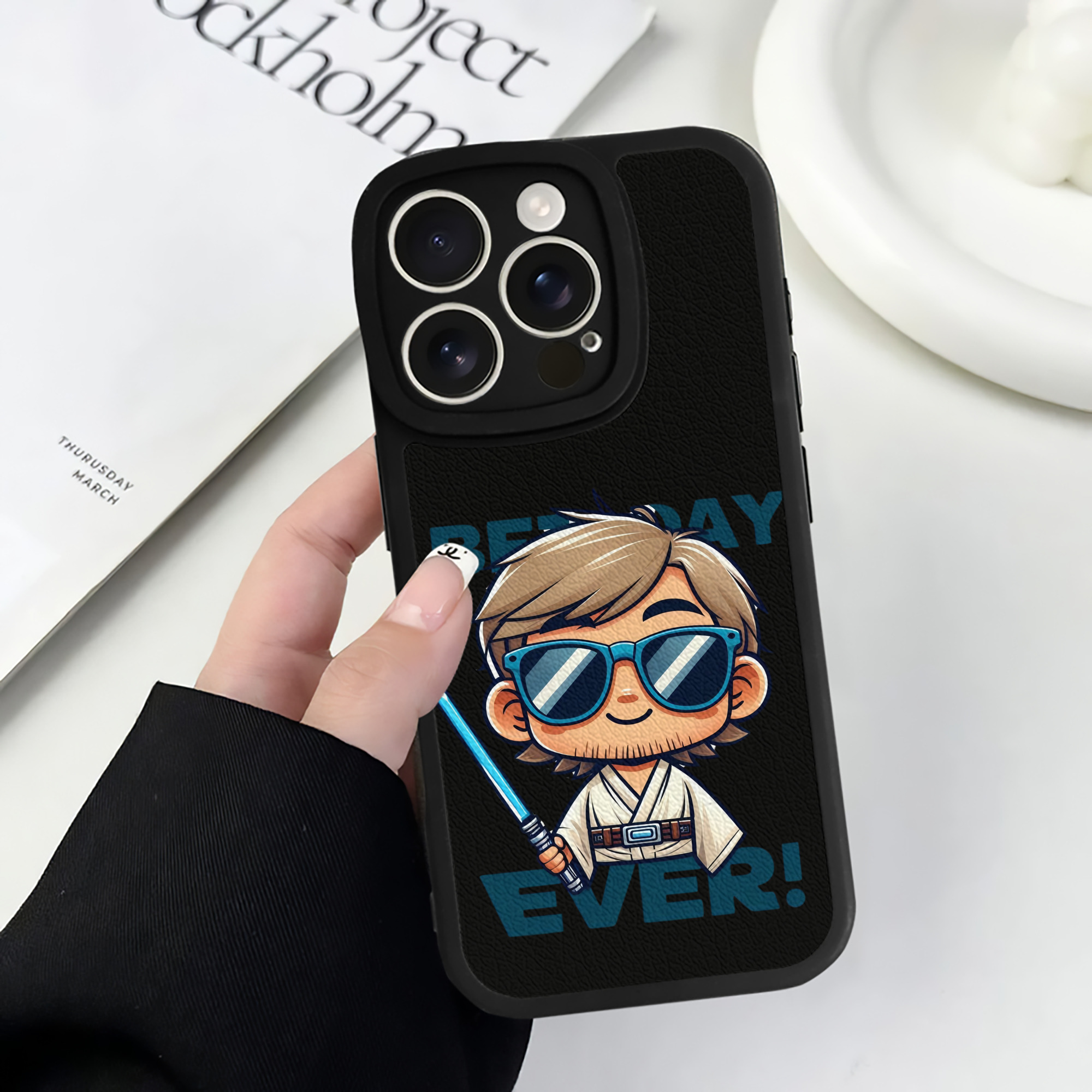 （画像用） スター・ウォーズ Star Wars 【iPhone 16シリーズ対応】シリコンスマホケース（レザー調） 材質：シリコン